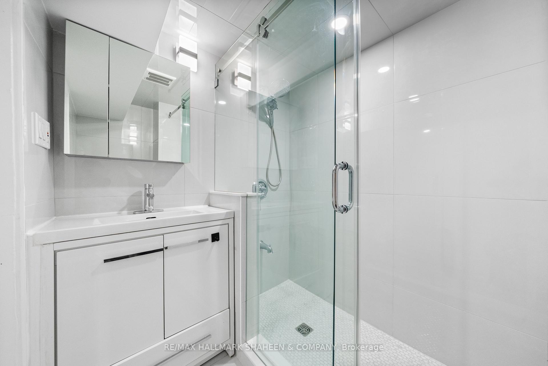 Photo 15 of Unit Bsmnt, 430 Euclid Avenue, Toronto, Palmerston-Little Italy — HOMEH