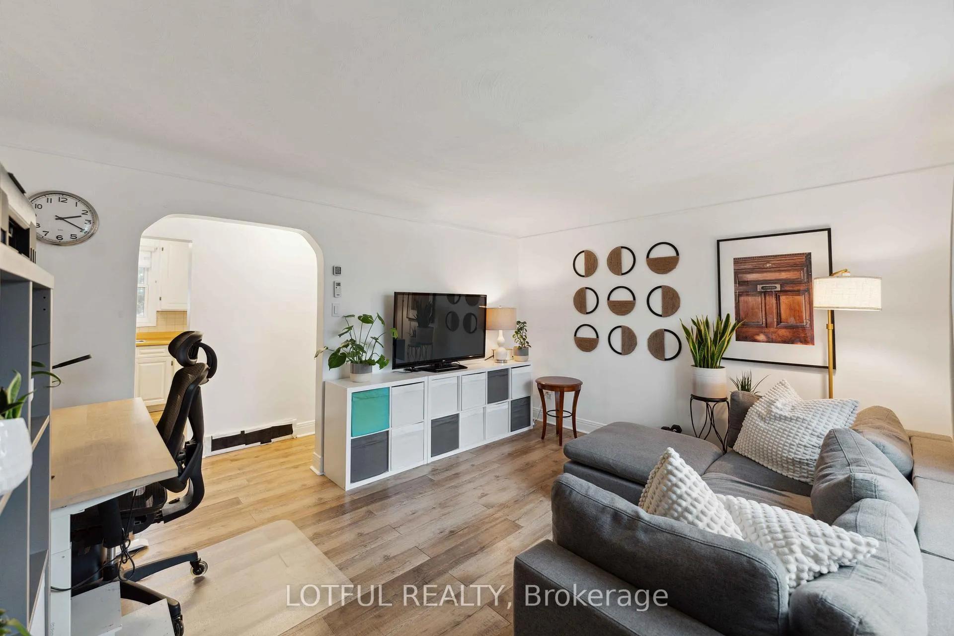 Photo 15 of Unit A, 2427 Chasseur Avenue, Ottawa, Heron Park — HOMEH
