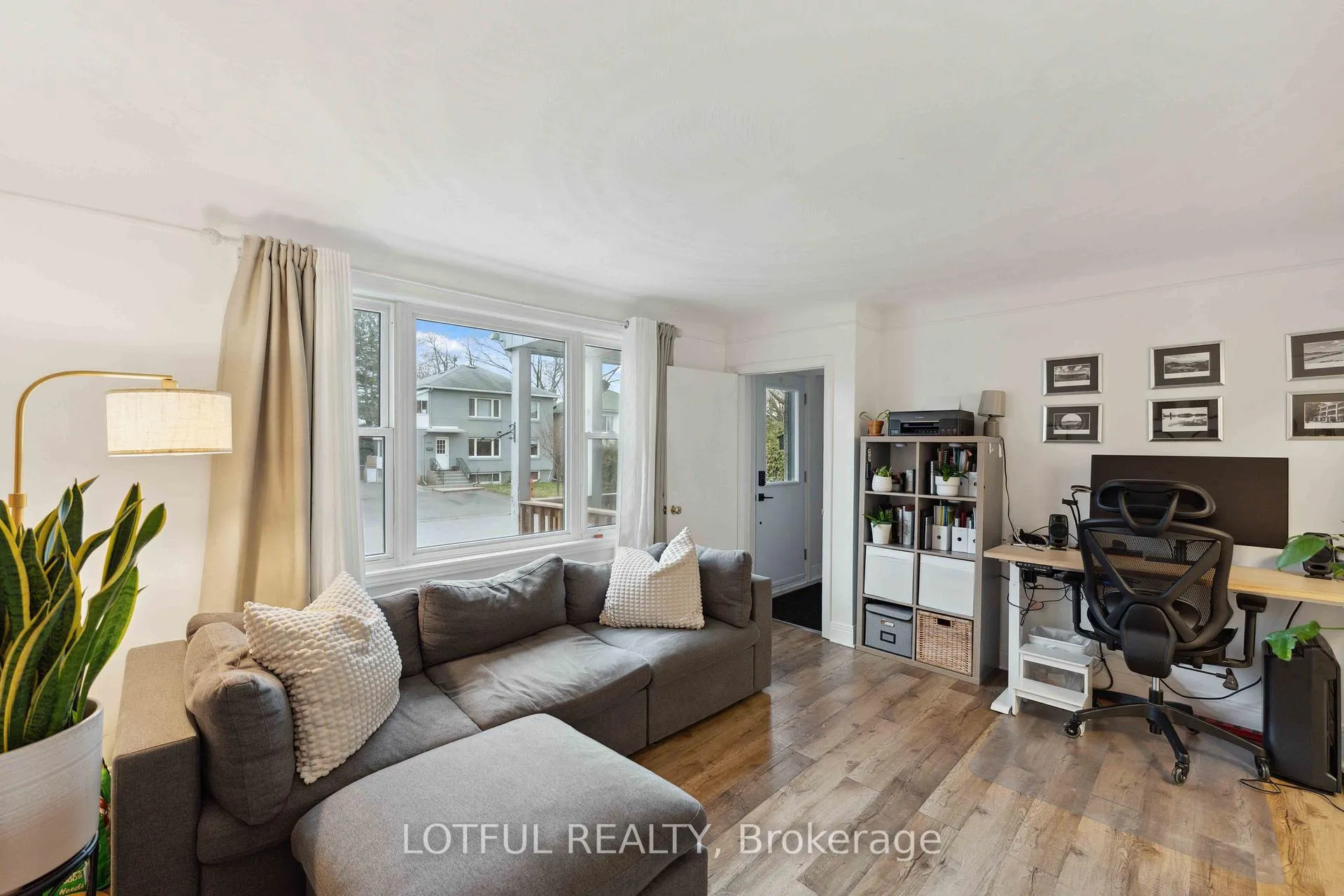Photo 17 of Unit A, 2427 Chasseur Avenue, Ottawa, Heron Park — HOMEH