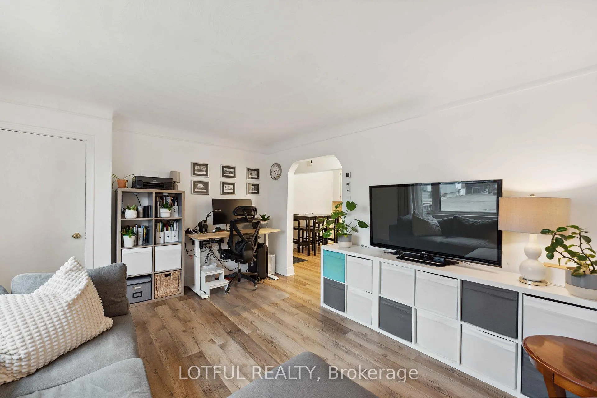 Photo 34 of Unit A, 2427 Chasseur Avenue, Ottawa, Heron Park — HOMEH