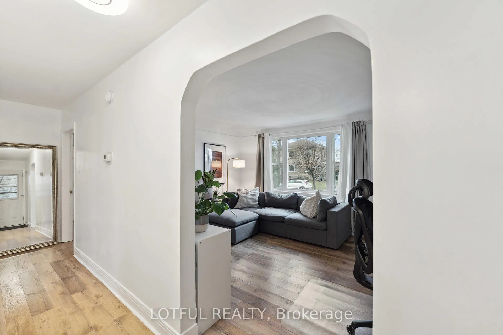 Photo 38 of Unit A, 2427 Chasseur Avenue, Ottawa, Heron Park — HOMEH