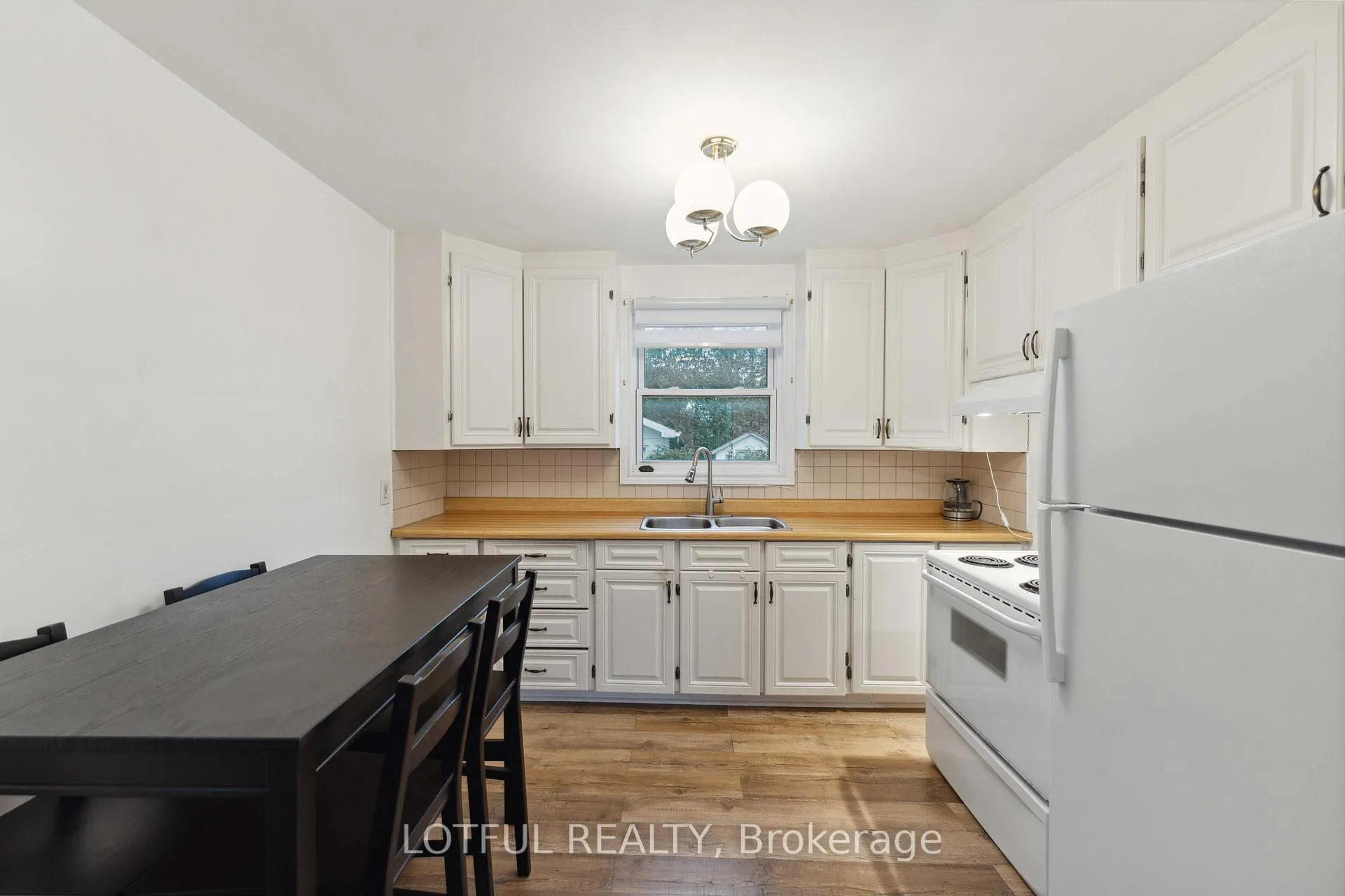 Photo 42 of Unit A, 2427 Chasseur Avenue, Ottawa, Heron Park — HOMEH