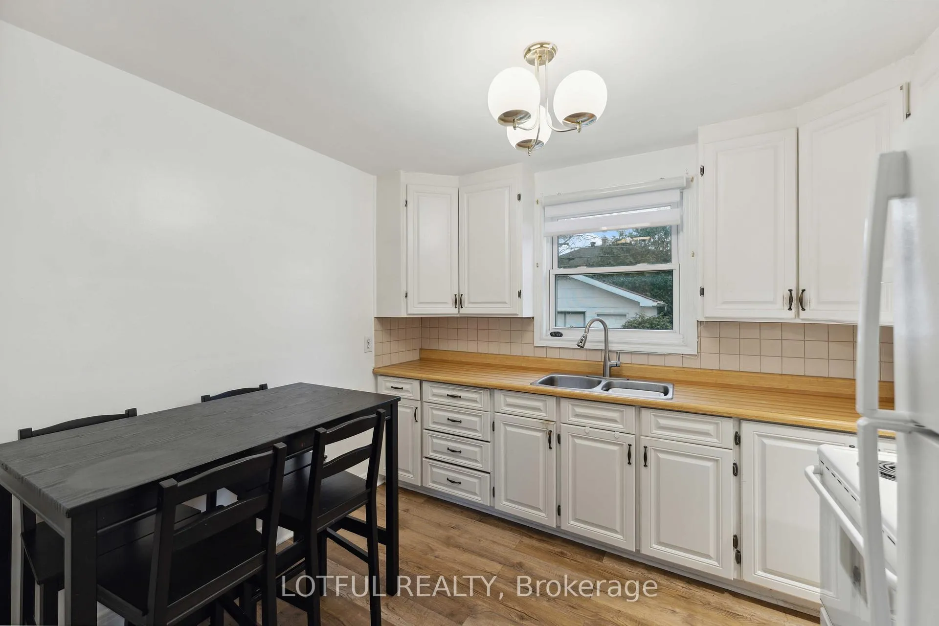 Photo 75 of Unit A, 2427 Chasseur Avenue, Ottawa, Heron Park — HOMEH