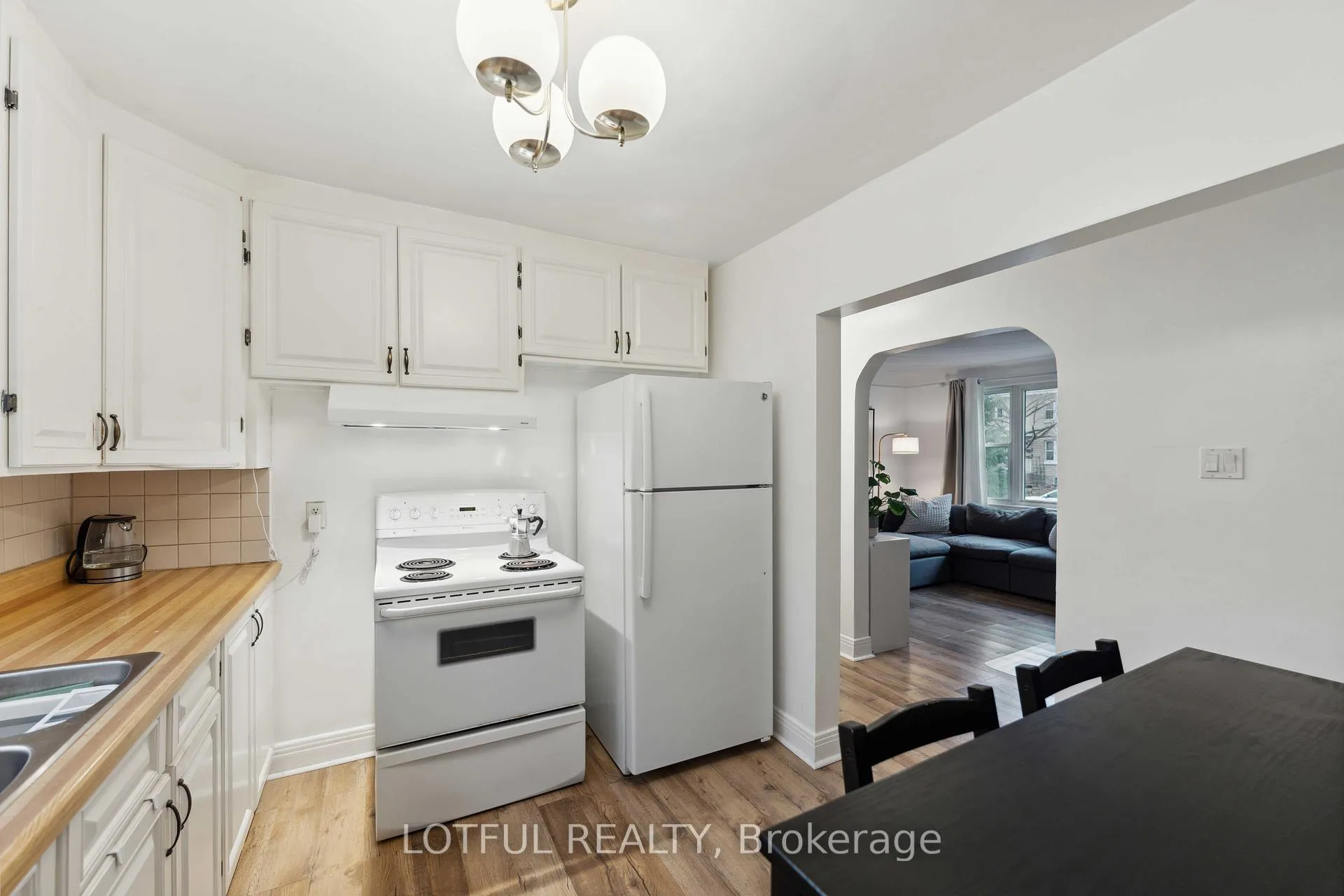 Photo 76 of Unit A, 2427 Chasseur Avenue, Ottawa, Heron Park — HOMEH