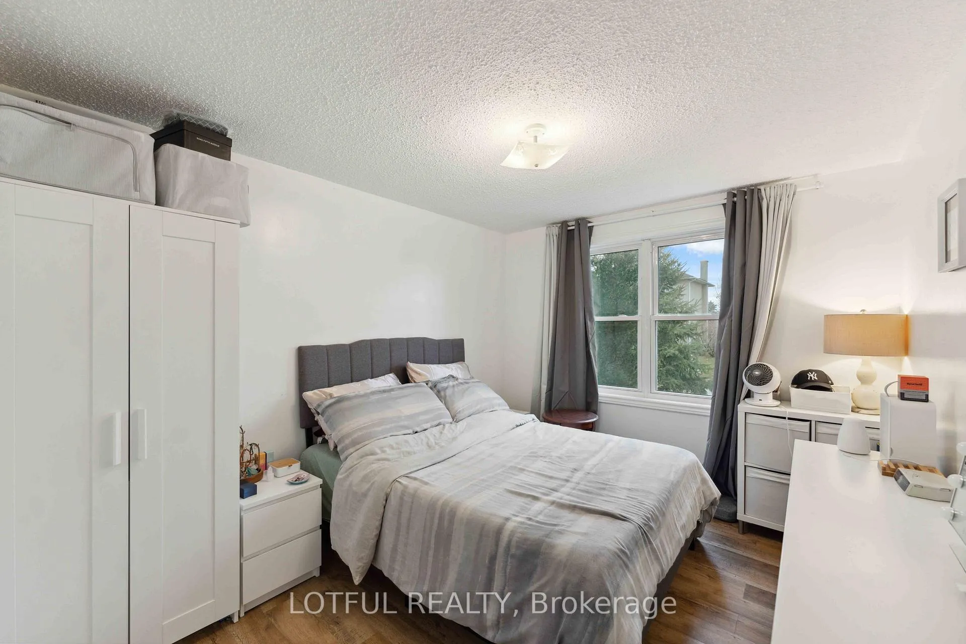 Photo 105 of Unit A, 2427 Chasseur Avenue, Ottawa, Heron Park — HOMEH