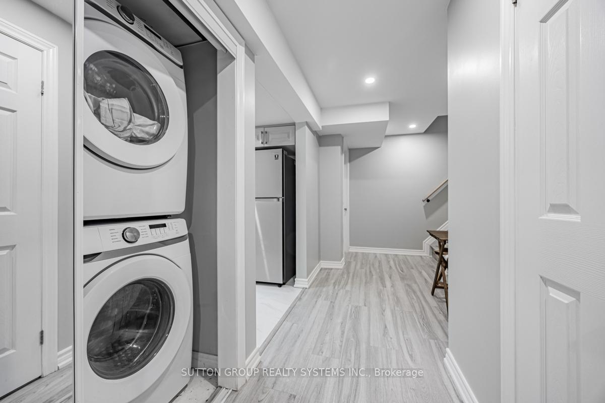 Photo 25 of 12 Sachems Place, Scarborough, Malvern — HOMEH