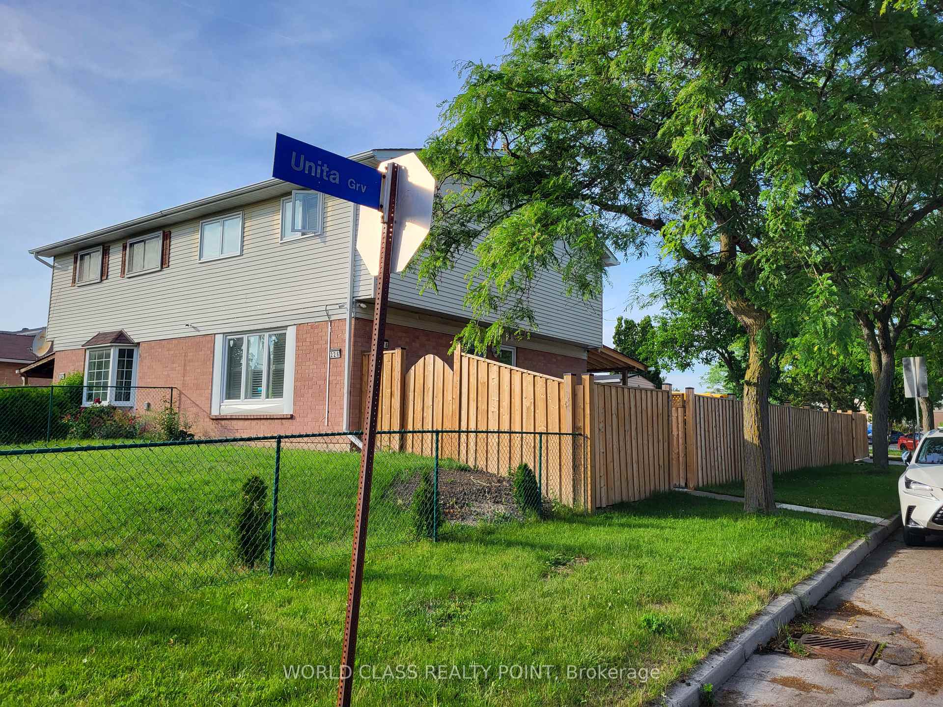 Photo 2 of 226 Mammoth Hall Trail, Scarborough, Malvern — HOMEH