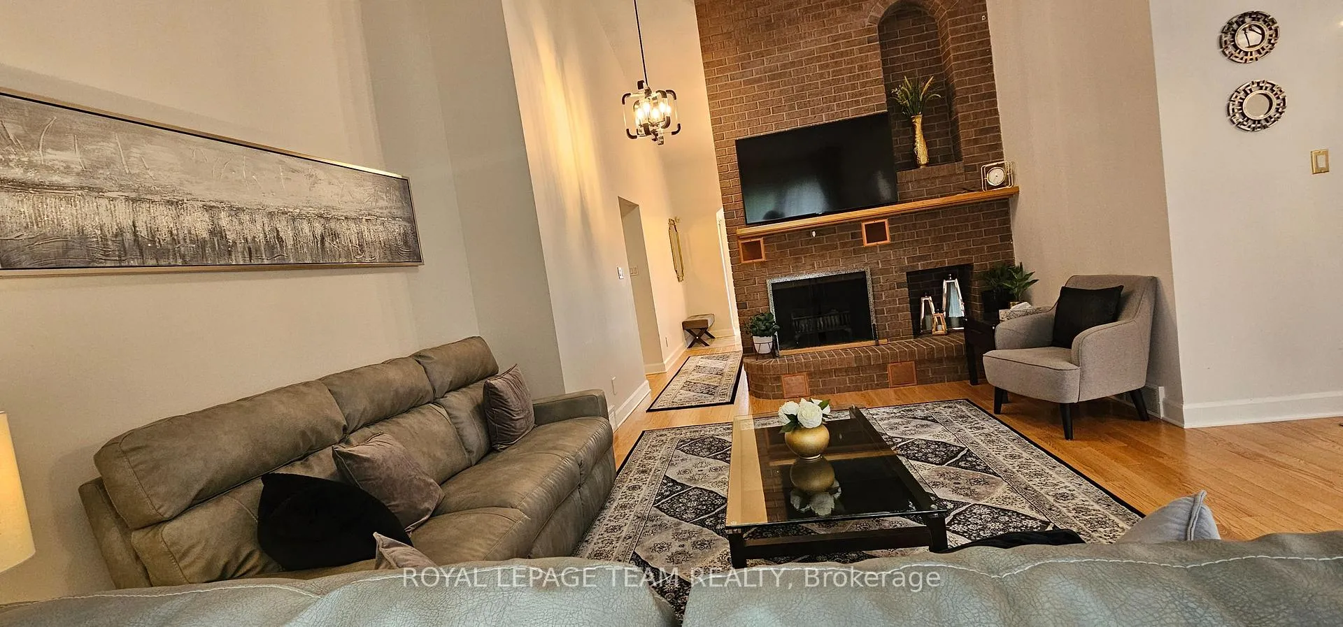 Photo 123 of 8 Swans Way S, Ottawa, Rothwell Heights — HOMEH