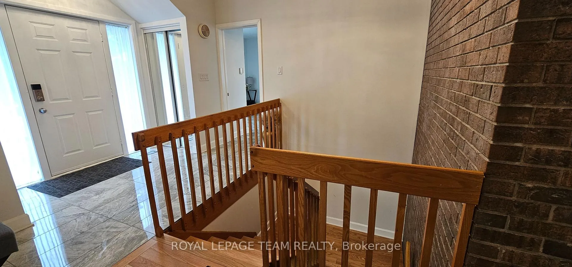 Photo 225 of 8 Swans Way S, Ottawa, Rothwell Heights — HOMEH