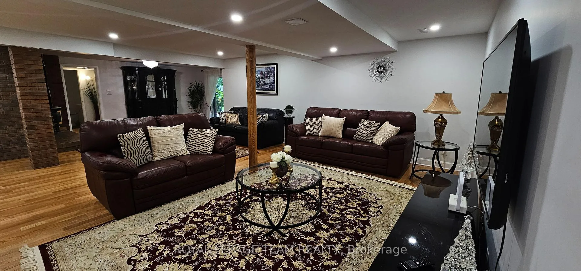 Photo 254 of 8 Swans Way S, Ottawa, Rothwell Heights — HOMEH