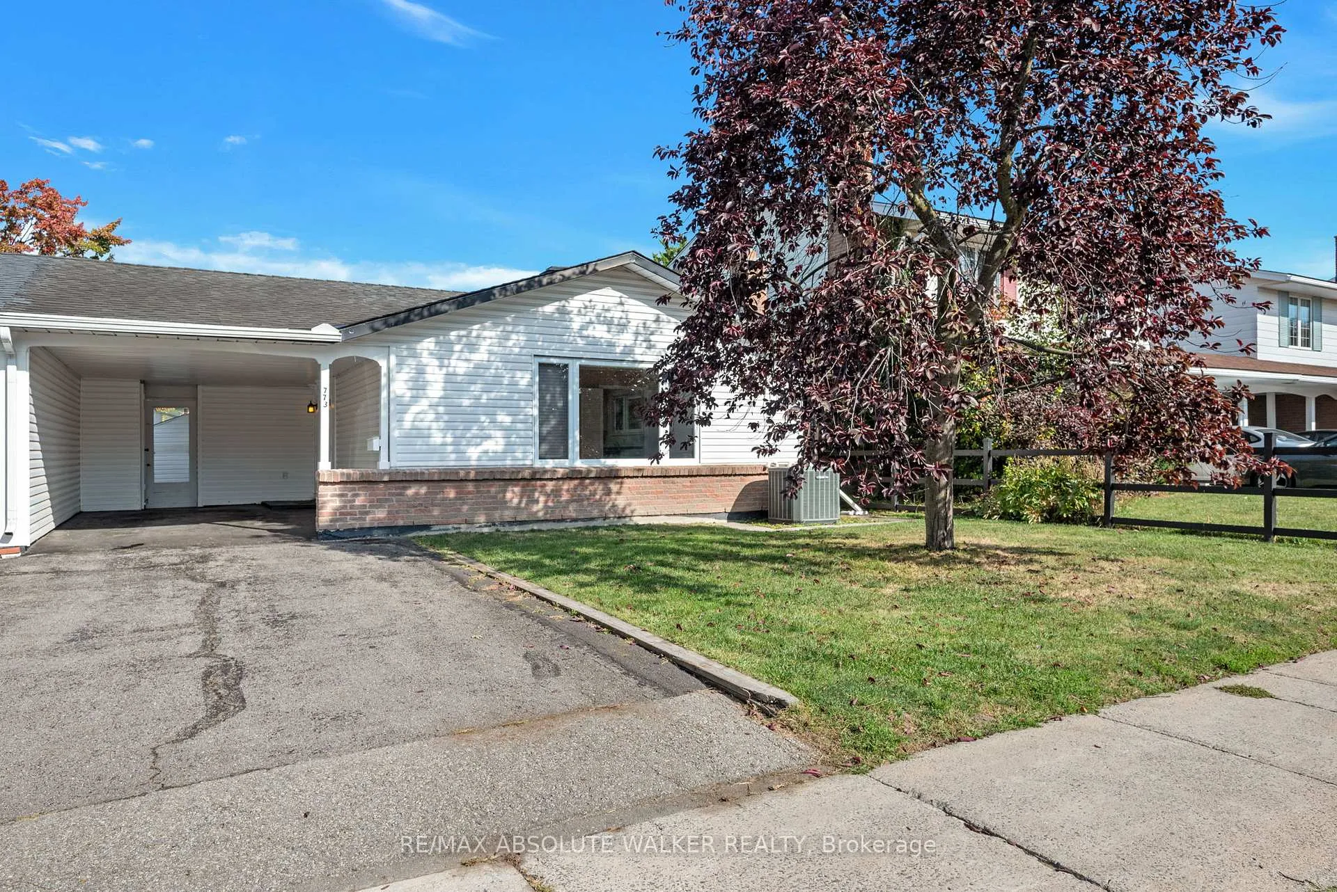 Photo 7 of 773 Eastvale Drive, Ottawa, Beacon Hill North — HOMEH
