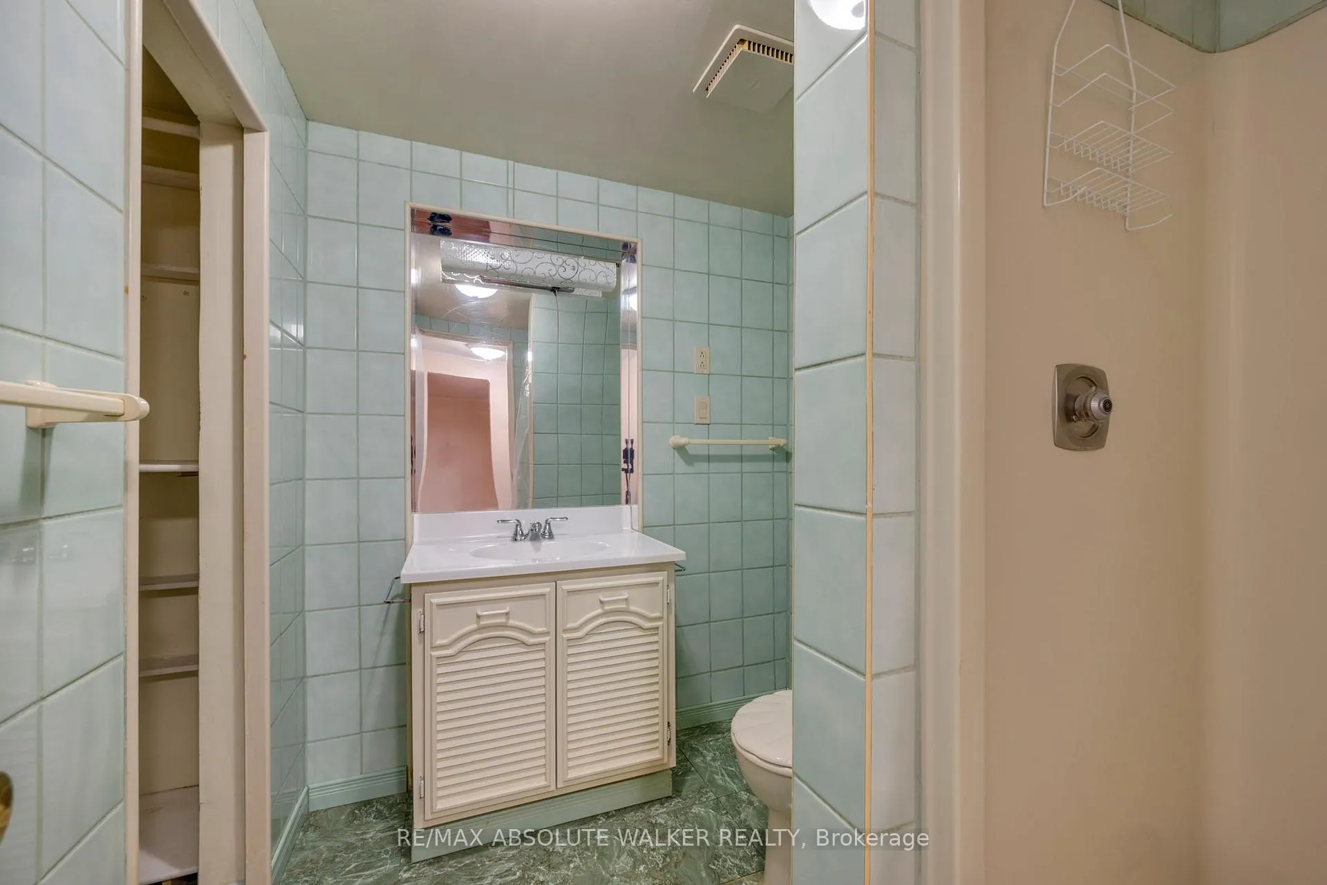 Photo 221 of 773 Eastvale Drive, Ottawa, Beacon Hill North — HOMEH