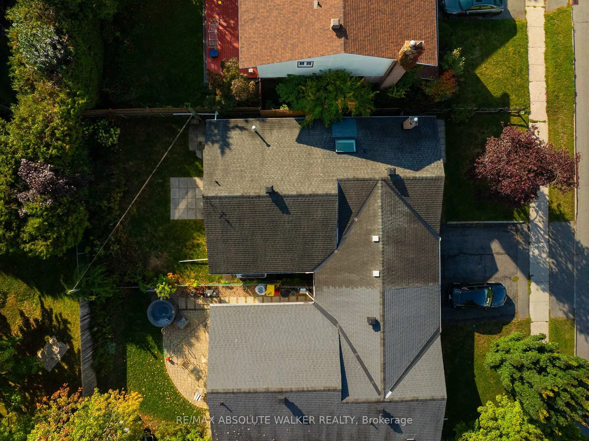 Photo 256 of 773 Eastvale Drive, Ottawa, Beacon Hill North — HOMEH