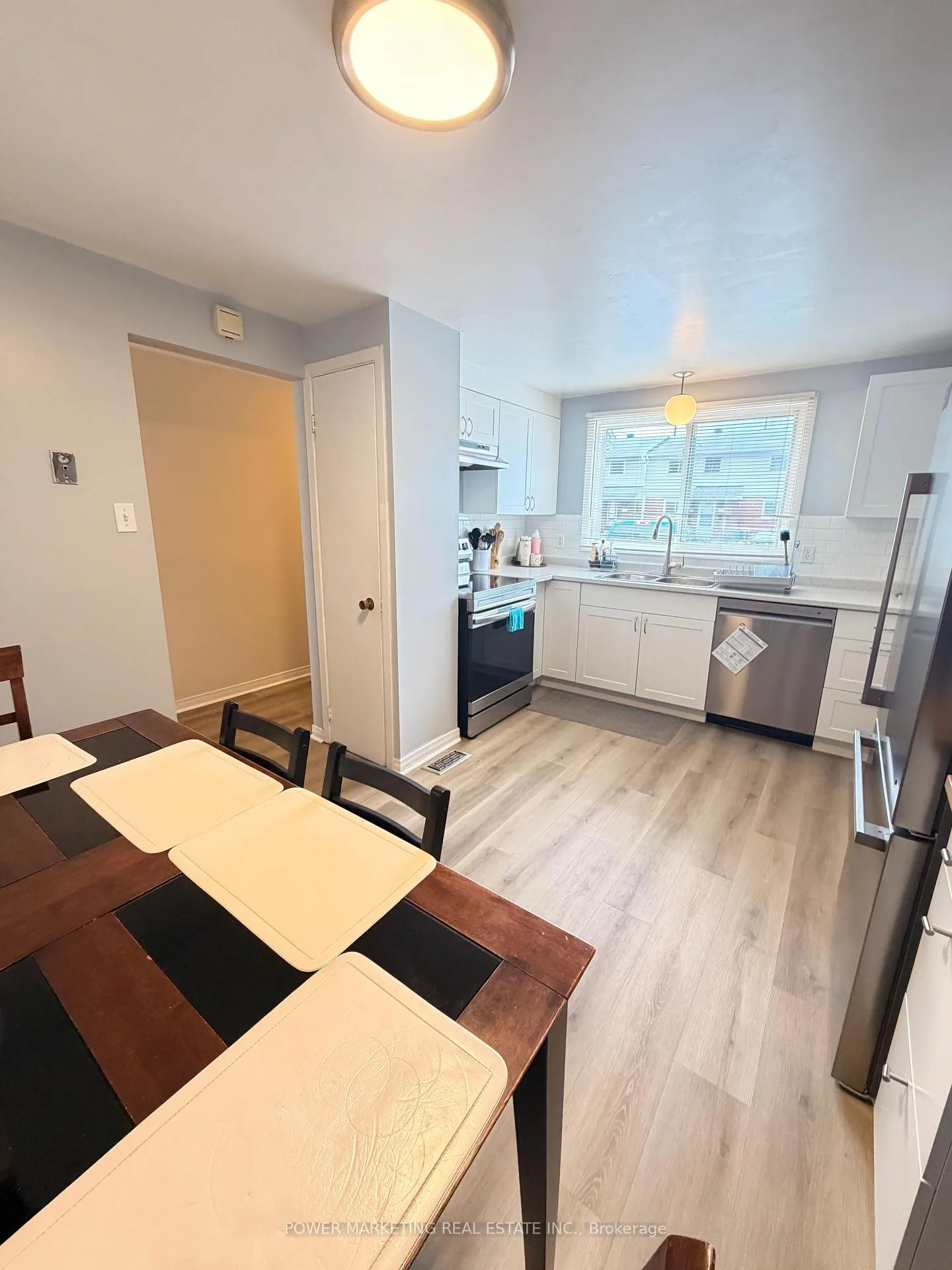 Photo 11 of Unit G, 1462 Heatherington Road, Ottawa, Heron Gate/Industrial Park — HOMEH