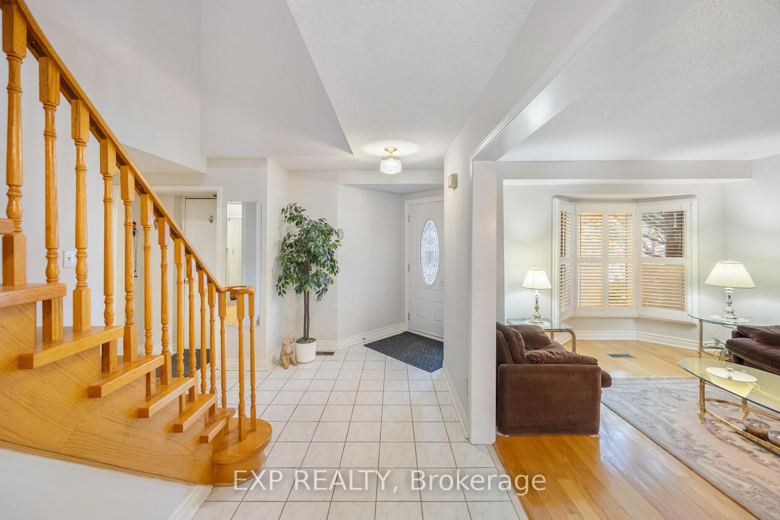 Photo 6 of 4 Calibre Court, Scarborough, Rouge — HOMEH