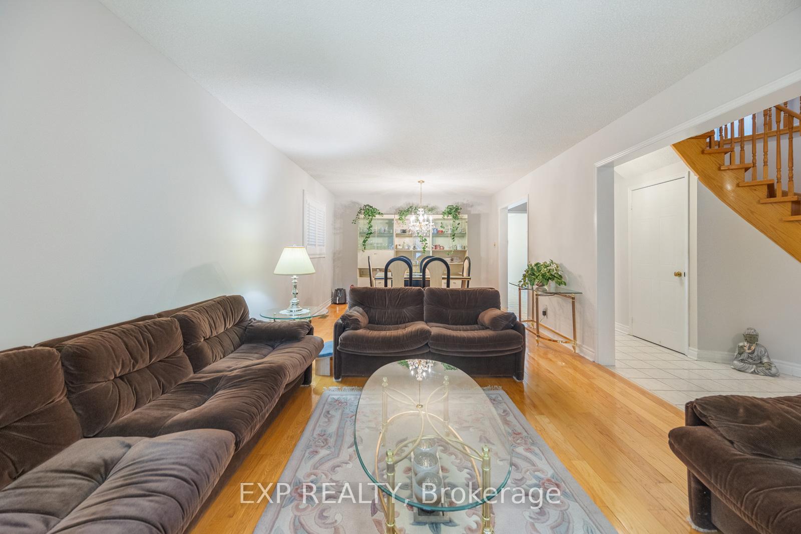 Photo 10 of 4 Calibre Court, Scarborough, Rouge — HOMEH