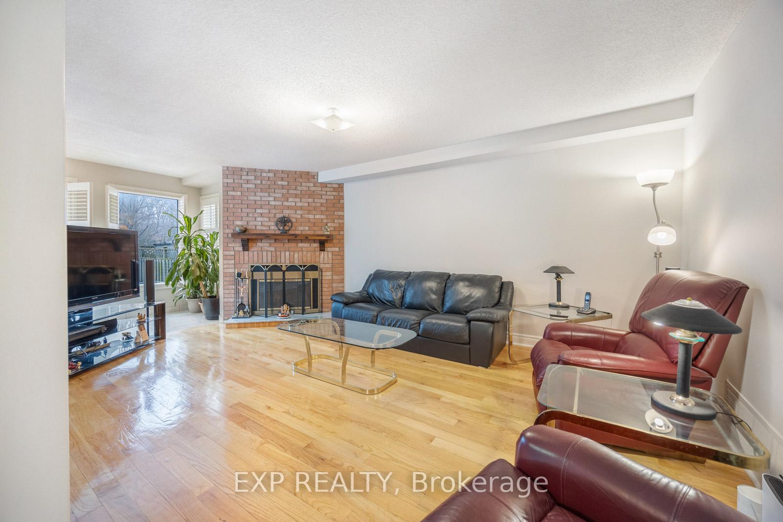 Photo 16 of 4 Calibre Court, Scarborough, Rouge — HOMEH