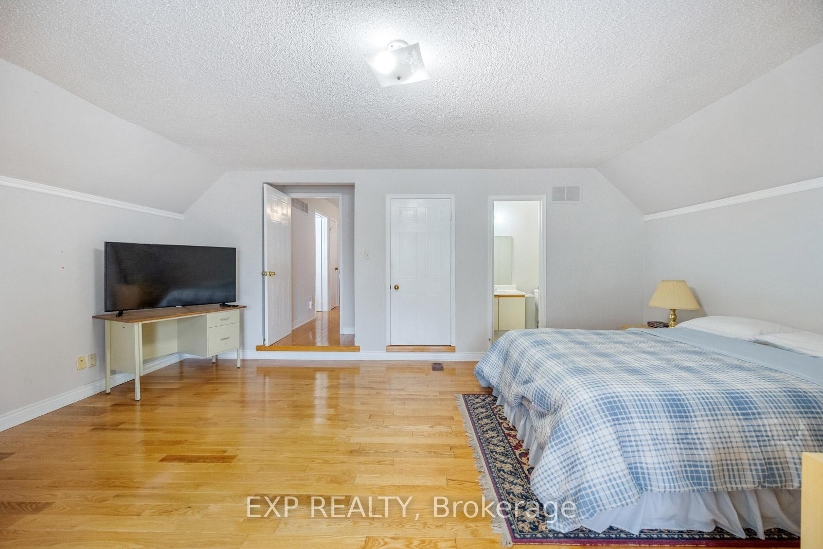 Photo 30 of 4 Calibre Court, Scarborough, Rouge — HOMEH