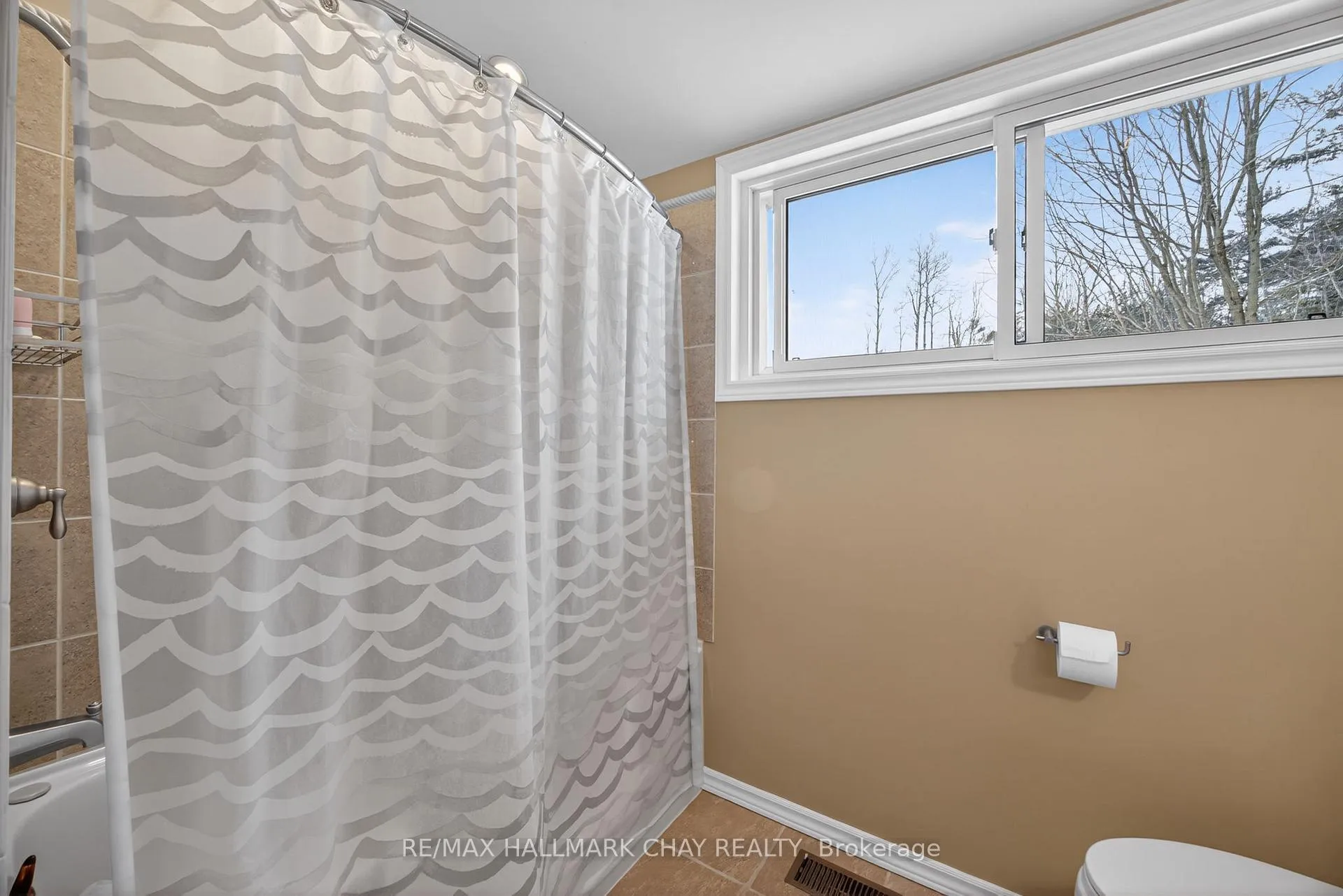 Photo 31 of 1075 6 Line S, Oro-Medonte, Rural Oro-Medonte — HOMEH