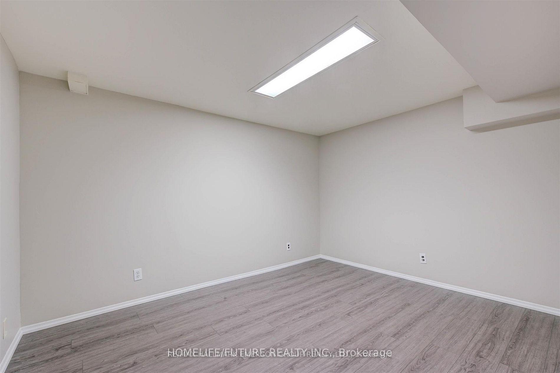 Photo 6 of Unit Bsmt, 125 Granada Crescent, Scarborough, Rouge — HOMEH