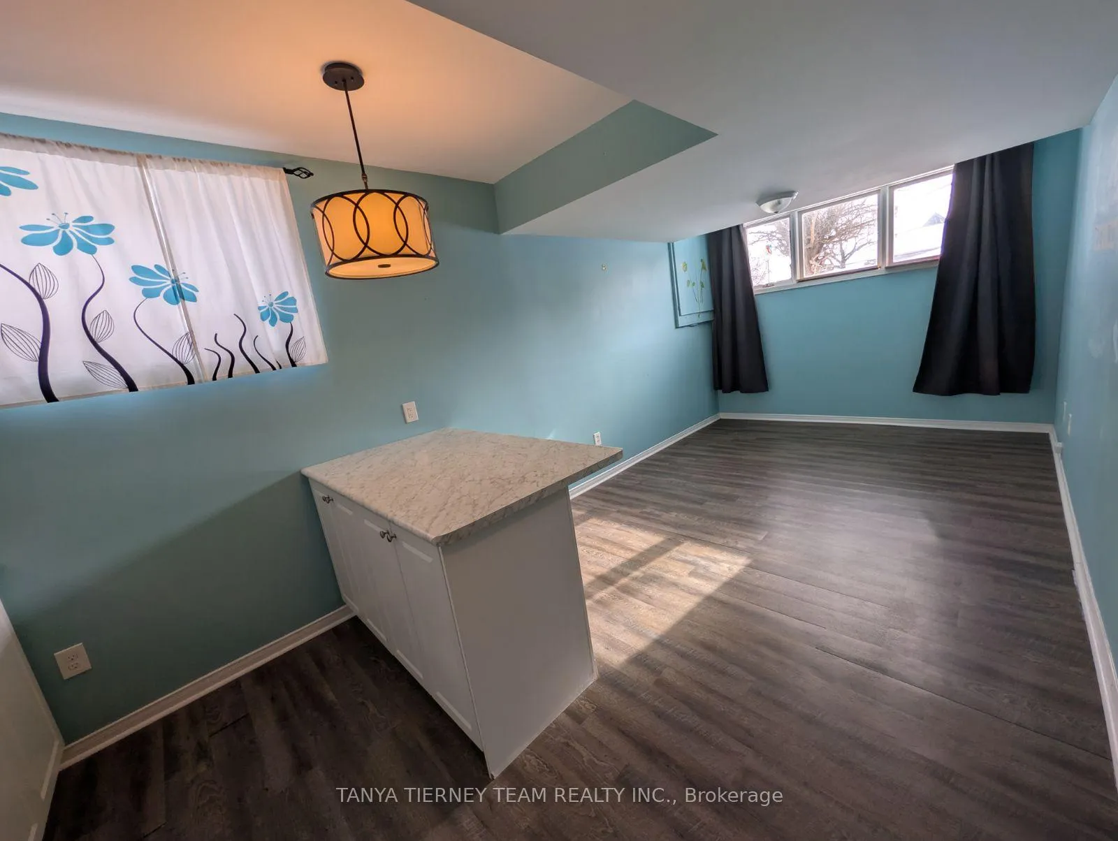 Photo 9 of 70 Freeland Avenue, Clarington, Bowmanville — HOMEH