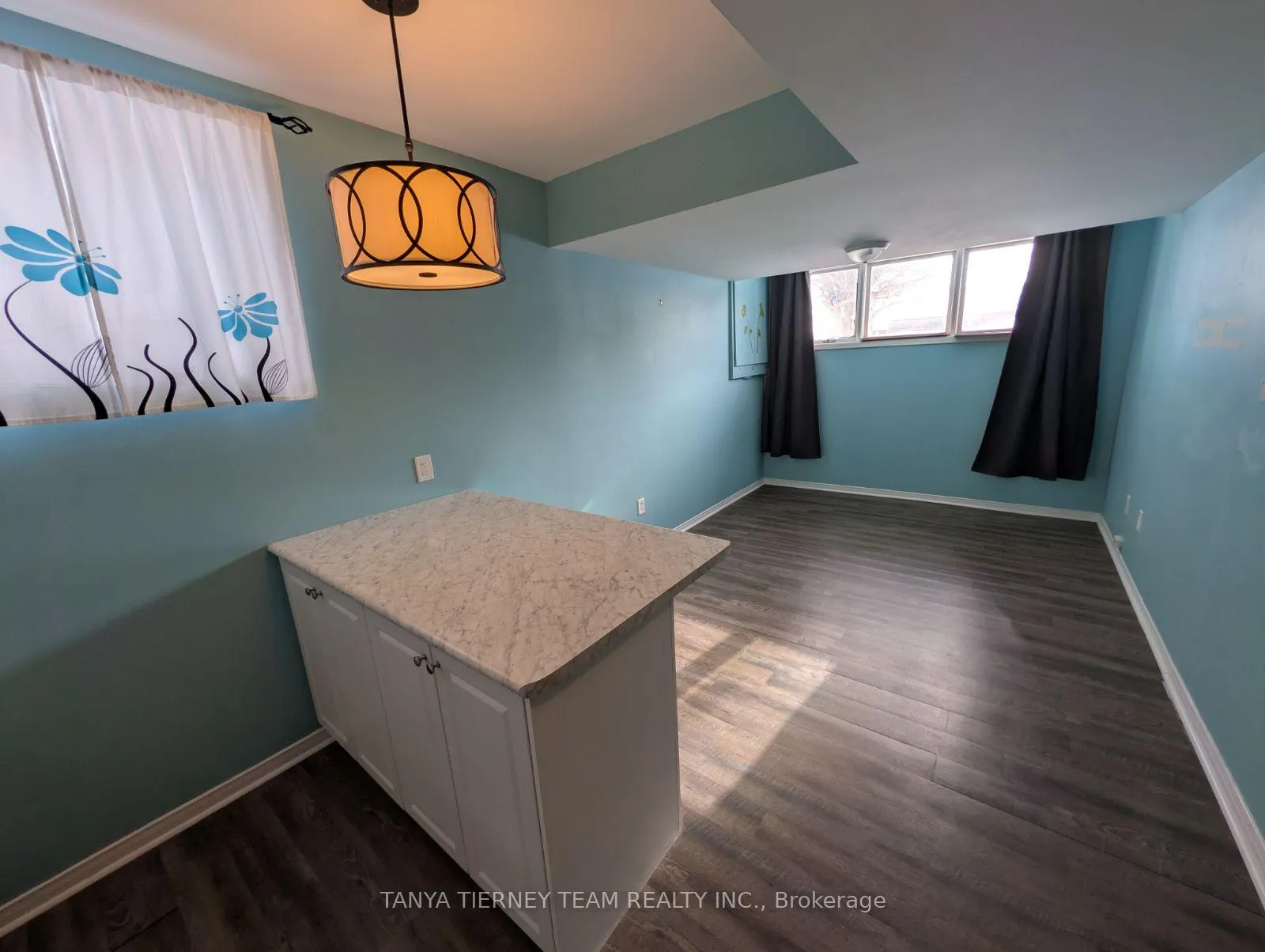 Photo 10 of 70 Freeland Avenue, Clarington, Bowmanville — HOMEH
