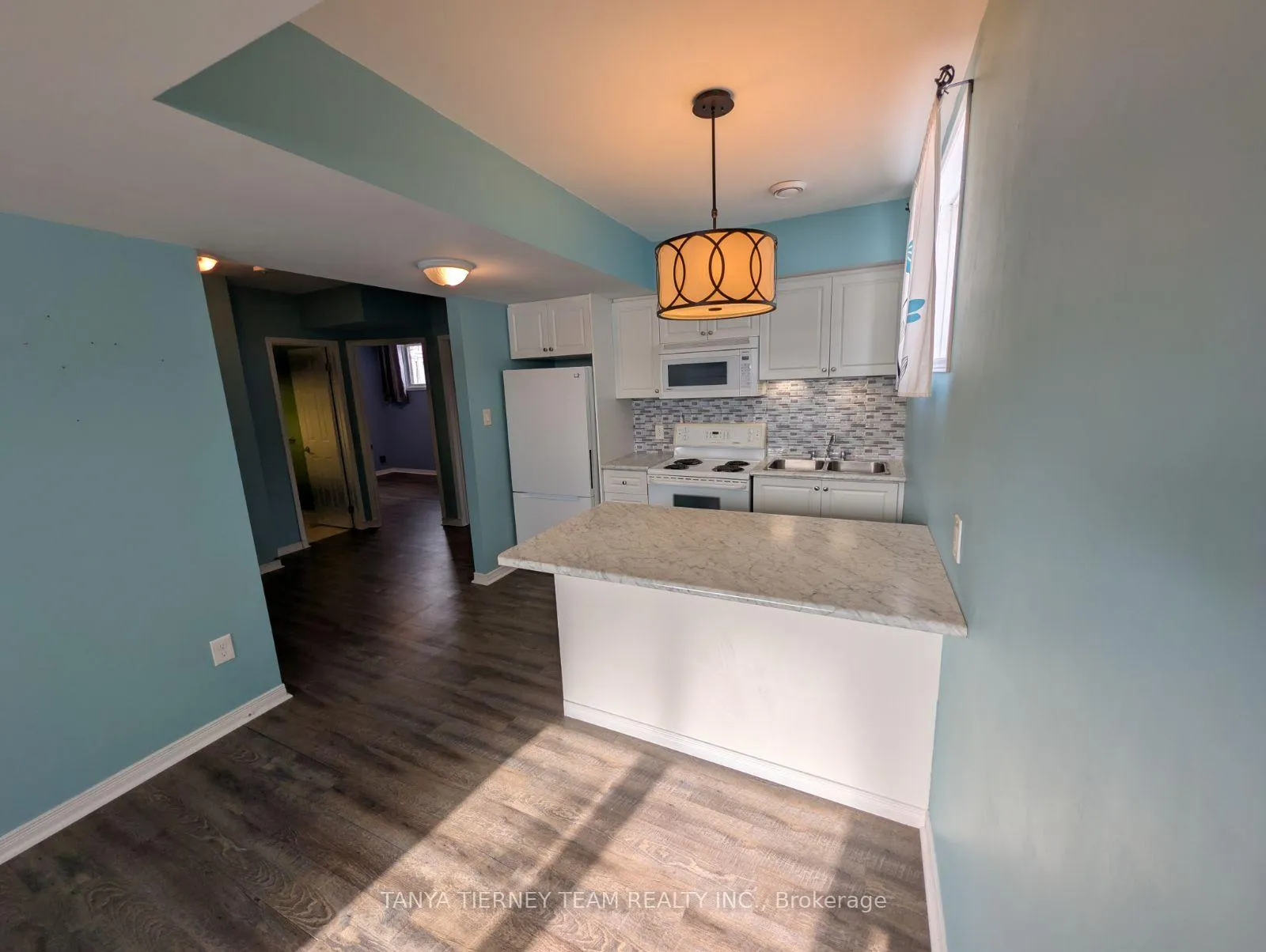 Photo 13 of 70 Freeland Avenue, Clarington, Bowmanville — HOMEH