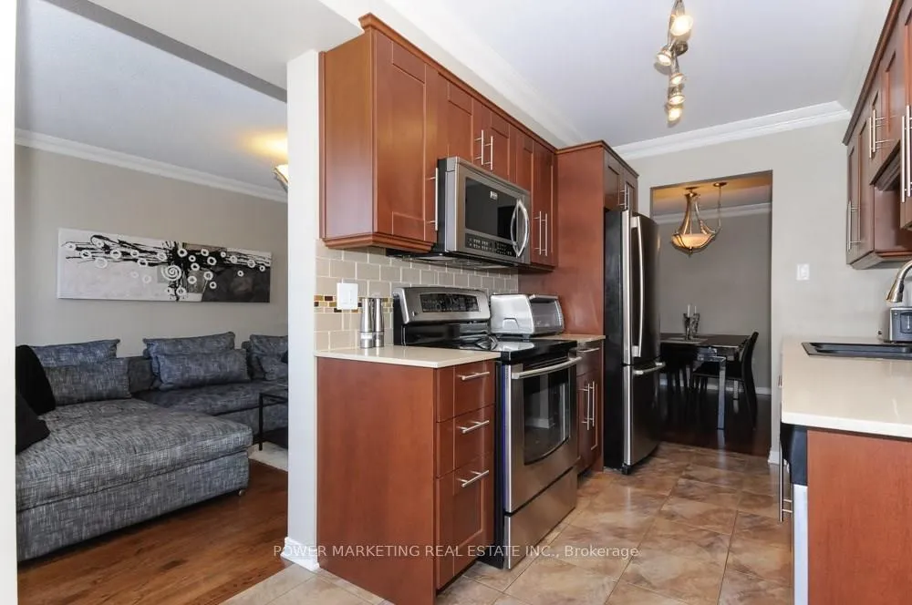Photo 15 of 277 Freedom Private, Ottawa, Riverview Park — HOMEH