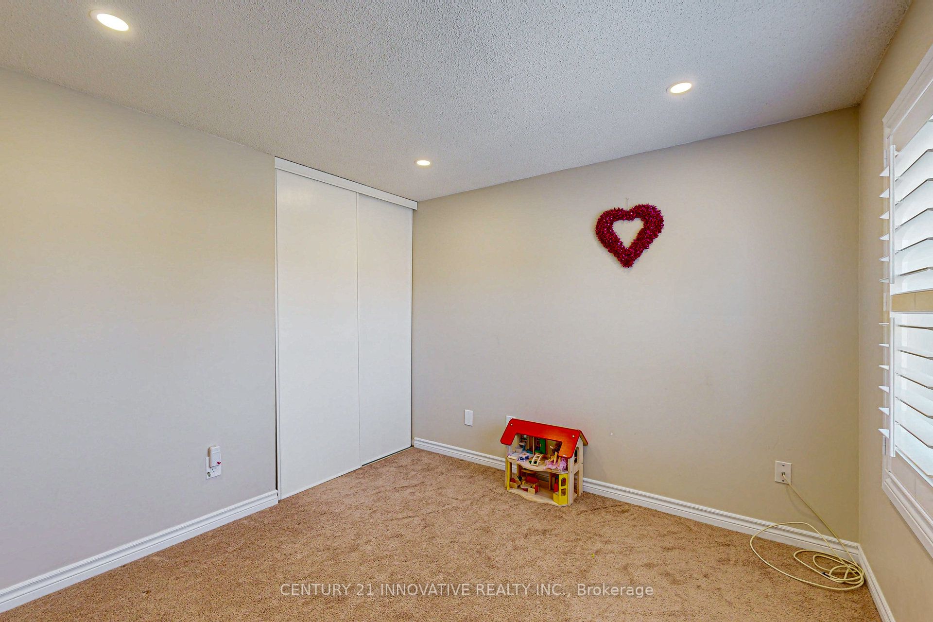 Photo 61 of 77 Rolling Acres Drive, Whitby, Rolling Acres — HOMEH