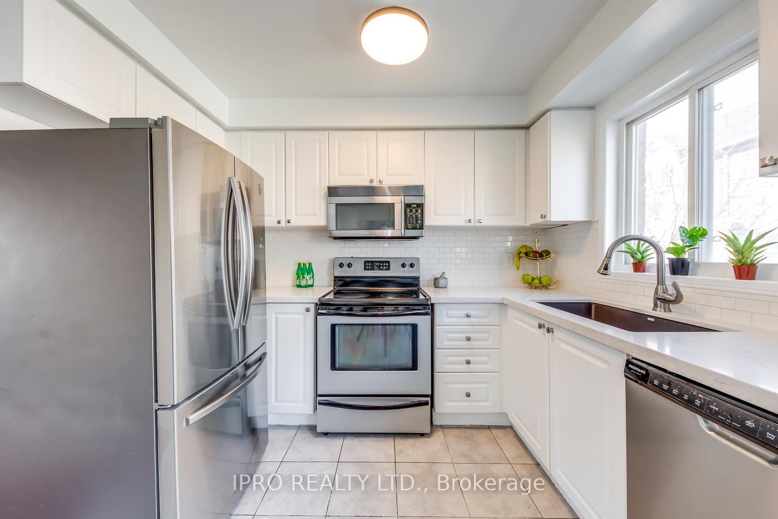 Photo 7 of 69 Huxtable Lane, Scarborough, Rouge — HOMEH