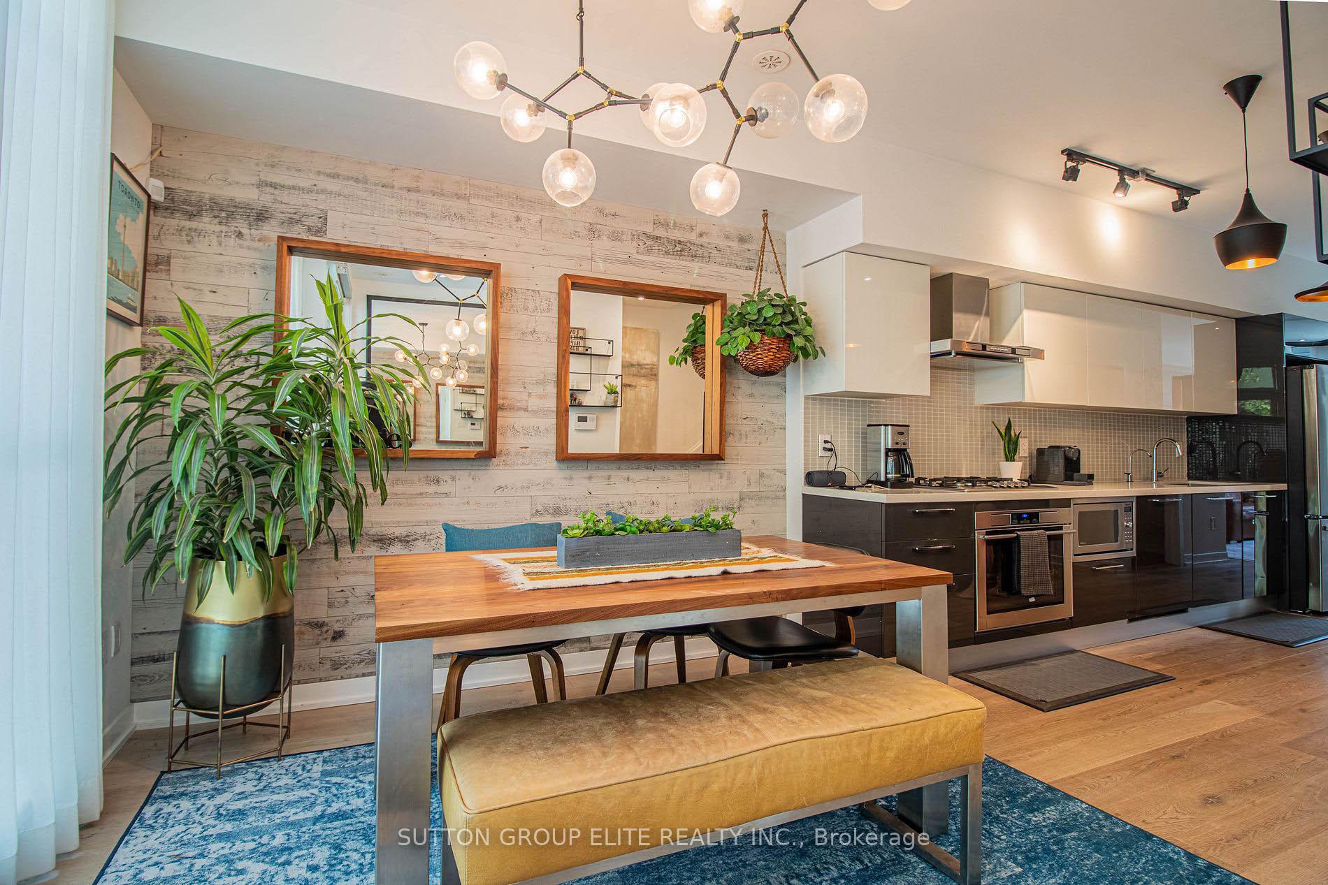 Photo 3 of 28B Givins Street, Toronto, Trinity-Bellwoods — HOMEH