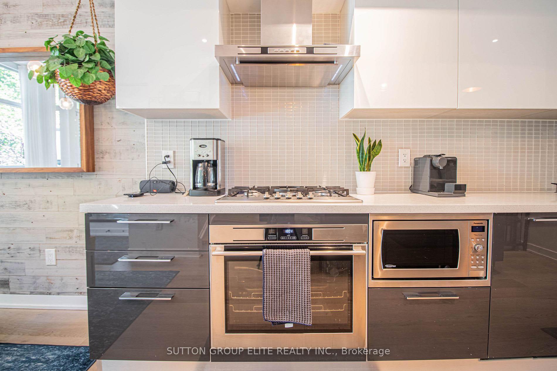 Photo 11 of 28B Givins Street, Toronto, Trinity-Bellwoods — HOMEH