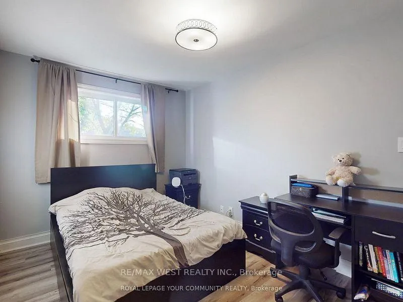 Photo 17 of 55 Davis Road, Aurora, Aurora Highlands — HOMEH