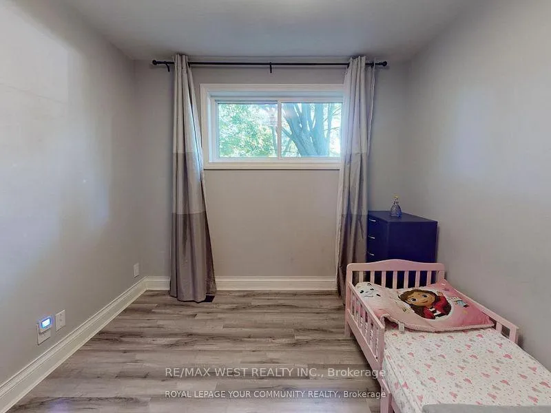 Photo 21 of 55 Davis Road, Aurora, Aurora Highlands — HOMEH