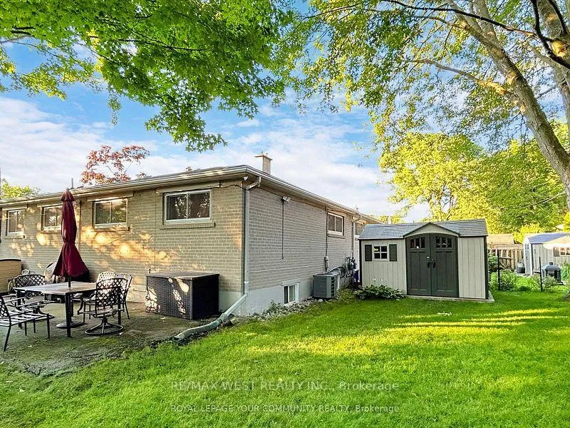 Photo 28 of 55 Davis Road, Aurora, Aurora Highlands — HOMEH