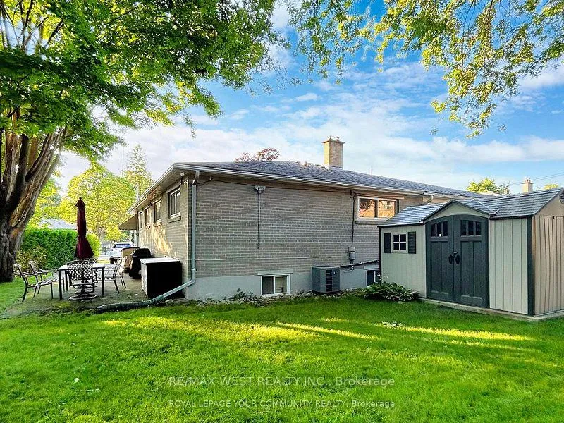 Photo 30 of 55 Davis Road, Aurora, Aurora Highlands — HOMEH