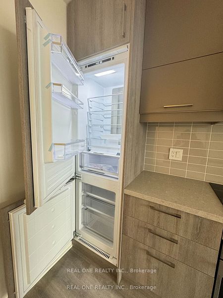 Photo 23 of Unit 1405, 292 Verdale Crossing, Markham, Unionville — HOMEH