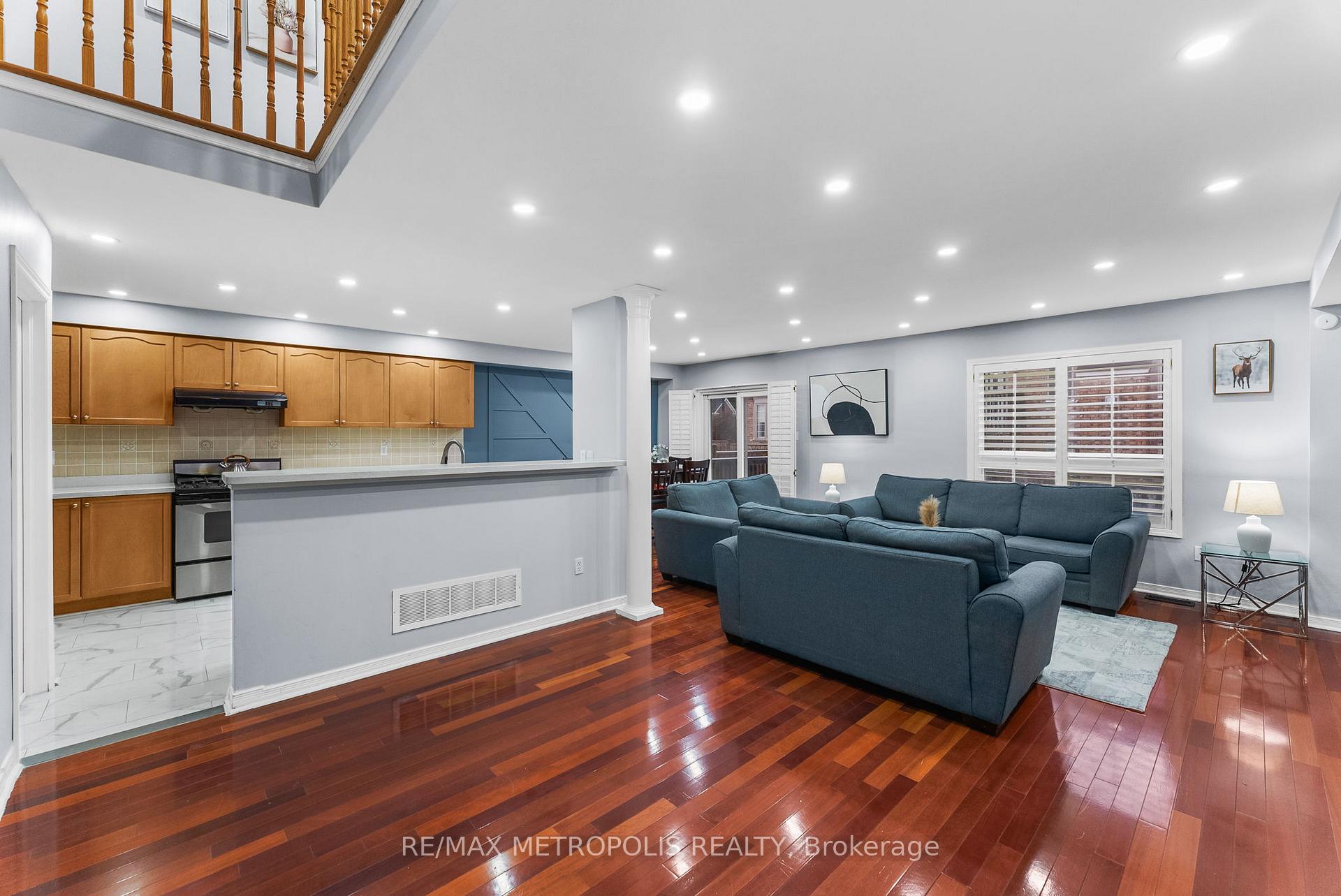 Photo 27 of Unit Upper, 4 Grosbeak Crescent, Scarborough, Rouge — HOMEH