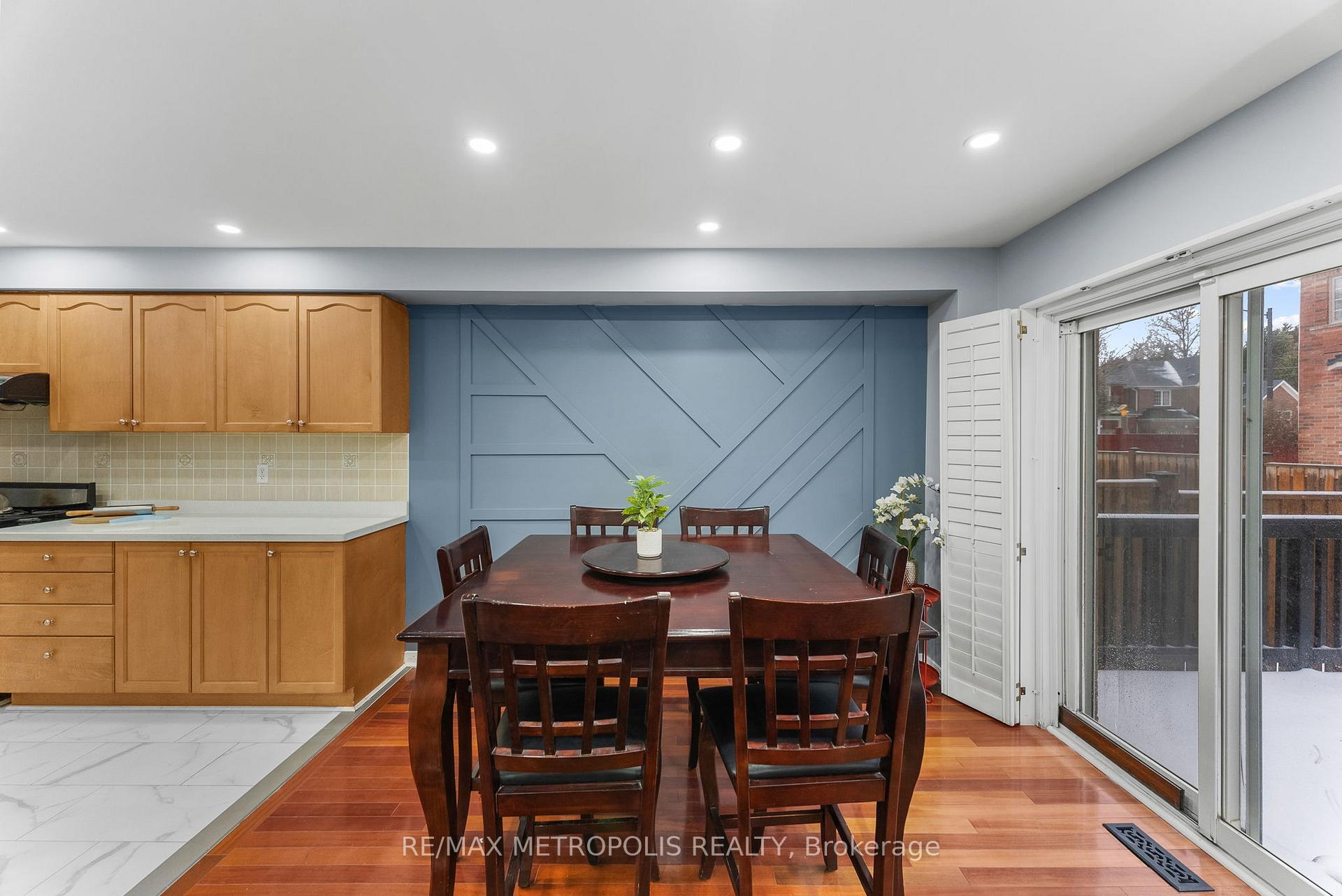 Photo 31 of Unit Upper, 4 Grosbeak Crescent, Scarborough, Rouge — HOMEH