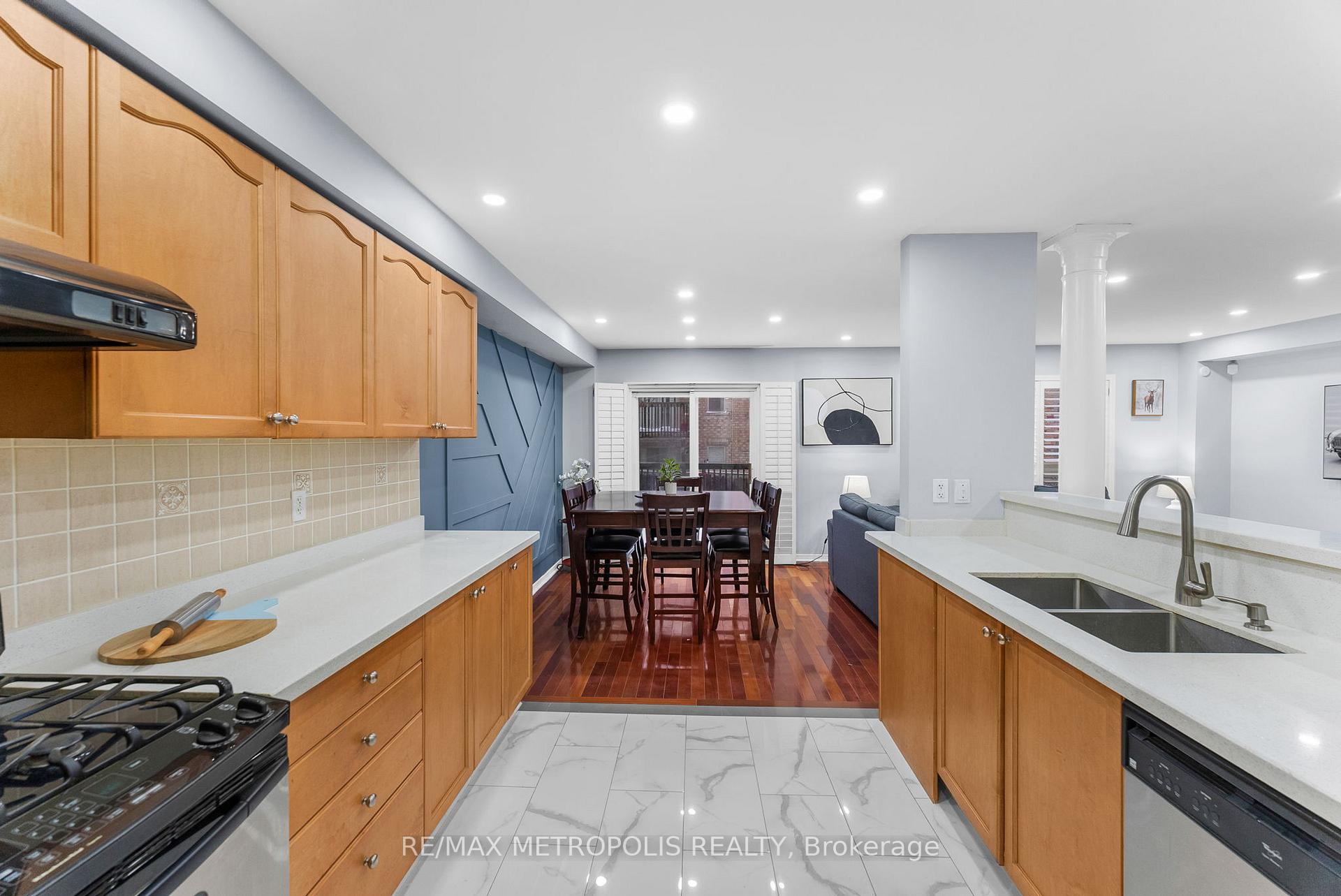 Photo 33 of Unit Upper, 4 Grosbeak Crescent, Scarborough, Rouge — HOMEH