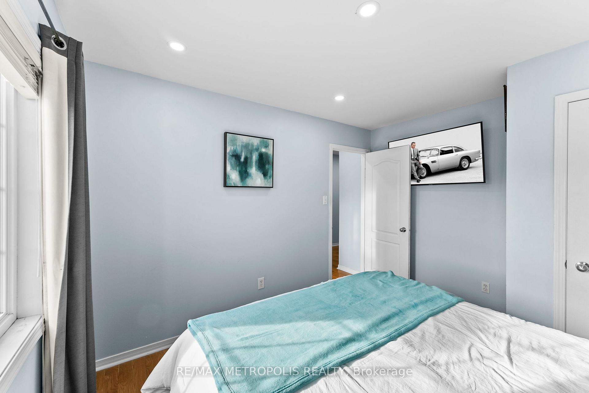 Photo 73 of Unit Upper, 4 Grosbeak Crescent, Scarborough, Rouge — HOMEH