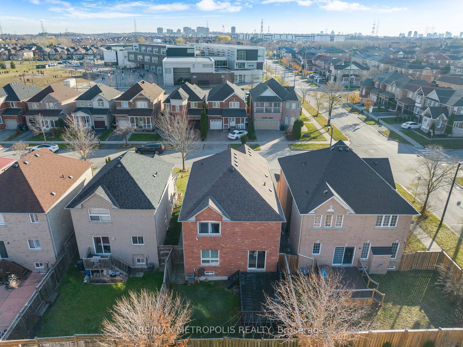 Photo 80 of Unit Upper, 4 Grosbeak Crescent, Scarborough, Rouge — HOMEH