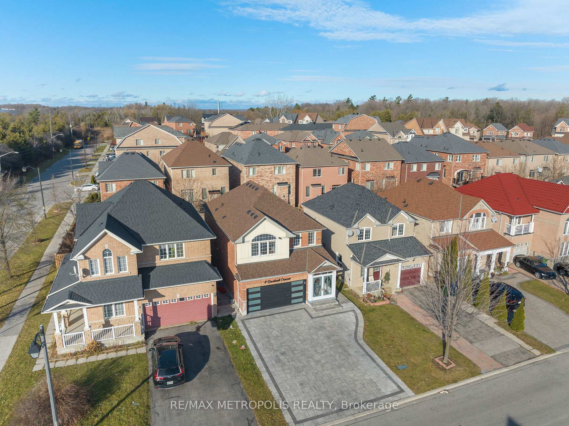 Photo 3 of Unit Upper, 4 Grosbeak Crescent, Scarborough, Rouge — HOMEH