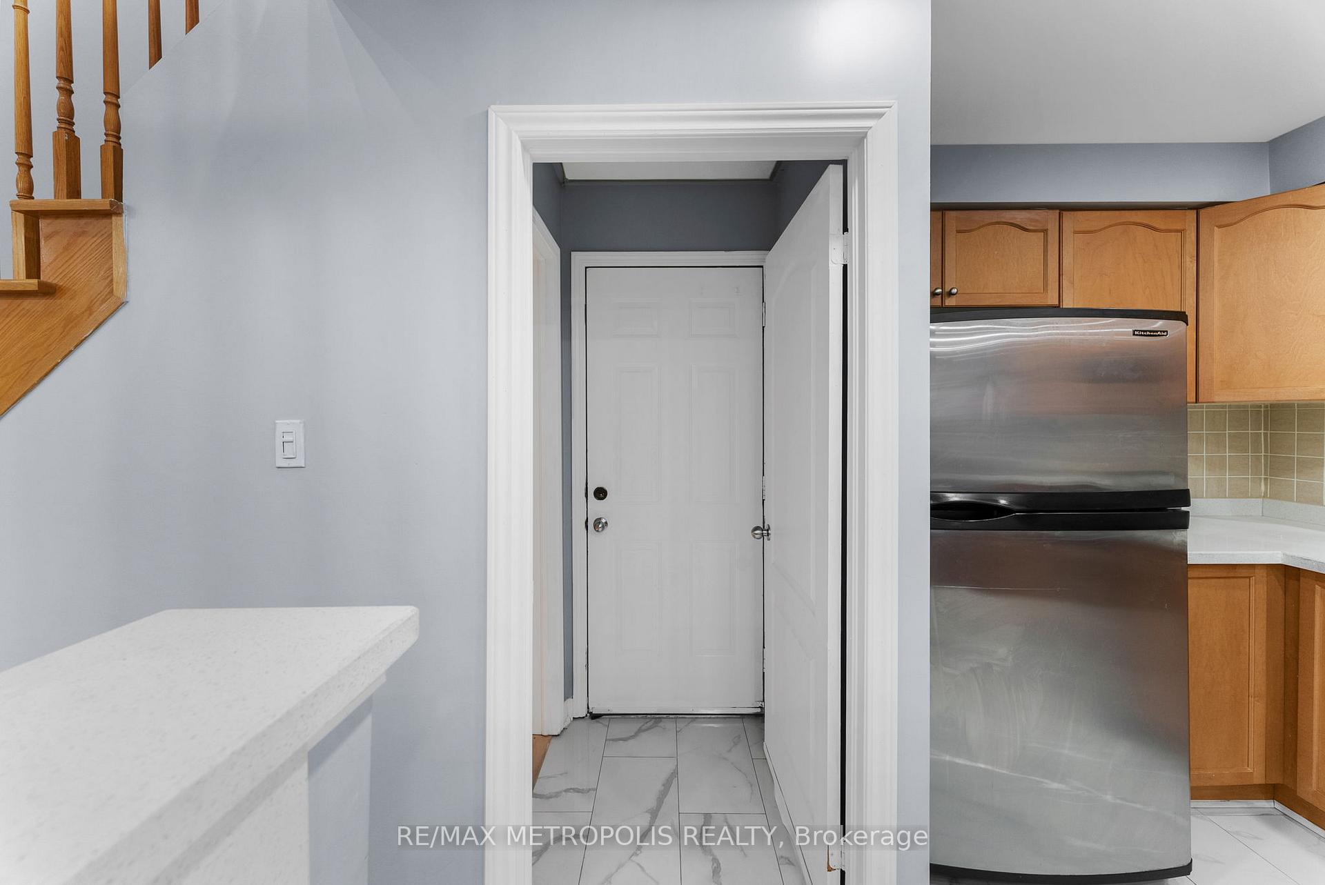 Photo 17 of Unit Upper, 4 Grosbeak Crescent, Scarborough, Rouge — HOMEH