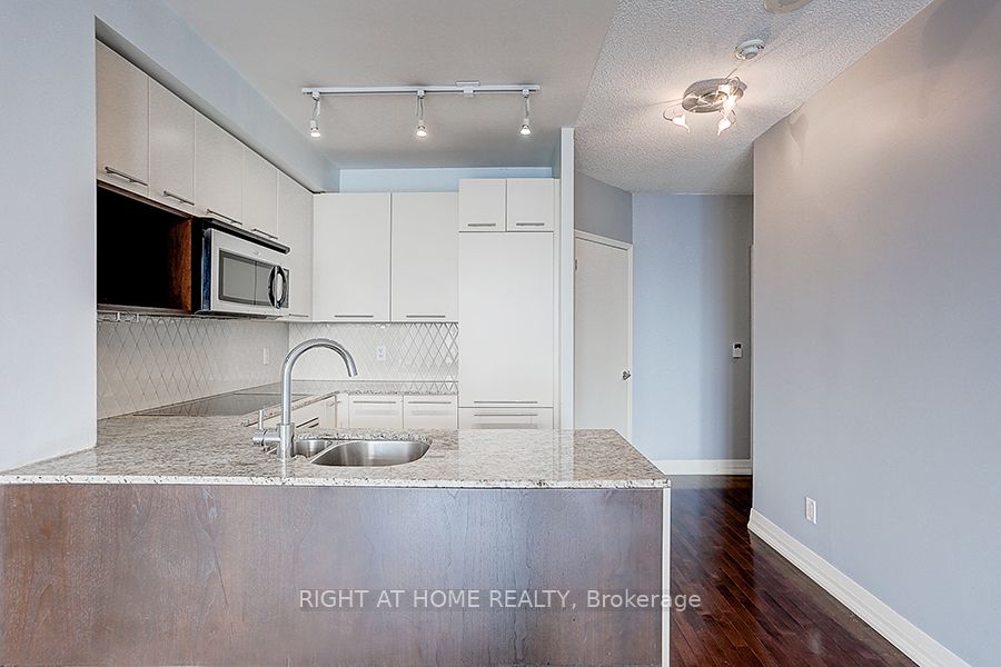 Photo 27 of Unit 3509, 21 Carlton Street, Toronto, Church-Yonge Corridor — HOMEH