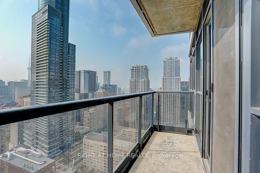 Photo 37 of Unit 3509, 21 Carlton Street, Toronto, Church-Yonge Corridor — HOMEH