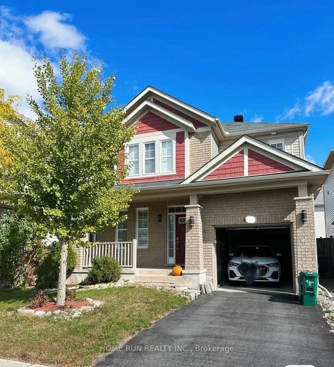 Photo 3 of 403 Riverboat Heights, Ottawa, Barrhaven - Half Moon Bay — HOMEH