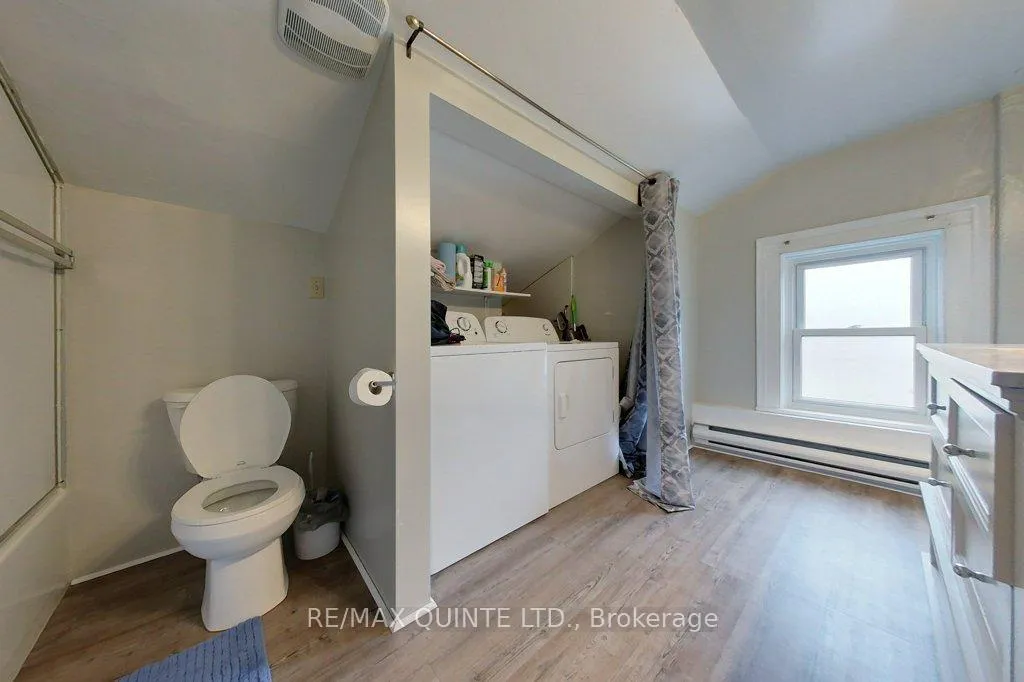 Photo 94 of 15 1/2 Forin Street, Belleville, Belleville Ward — HOMEH