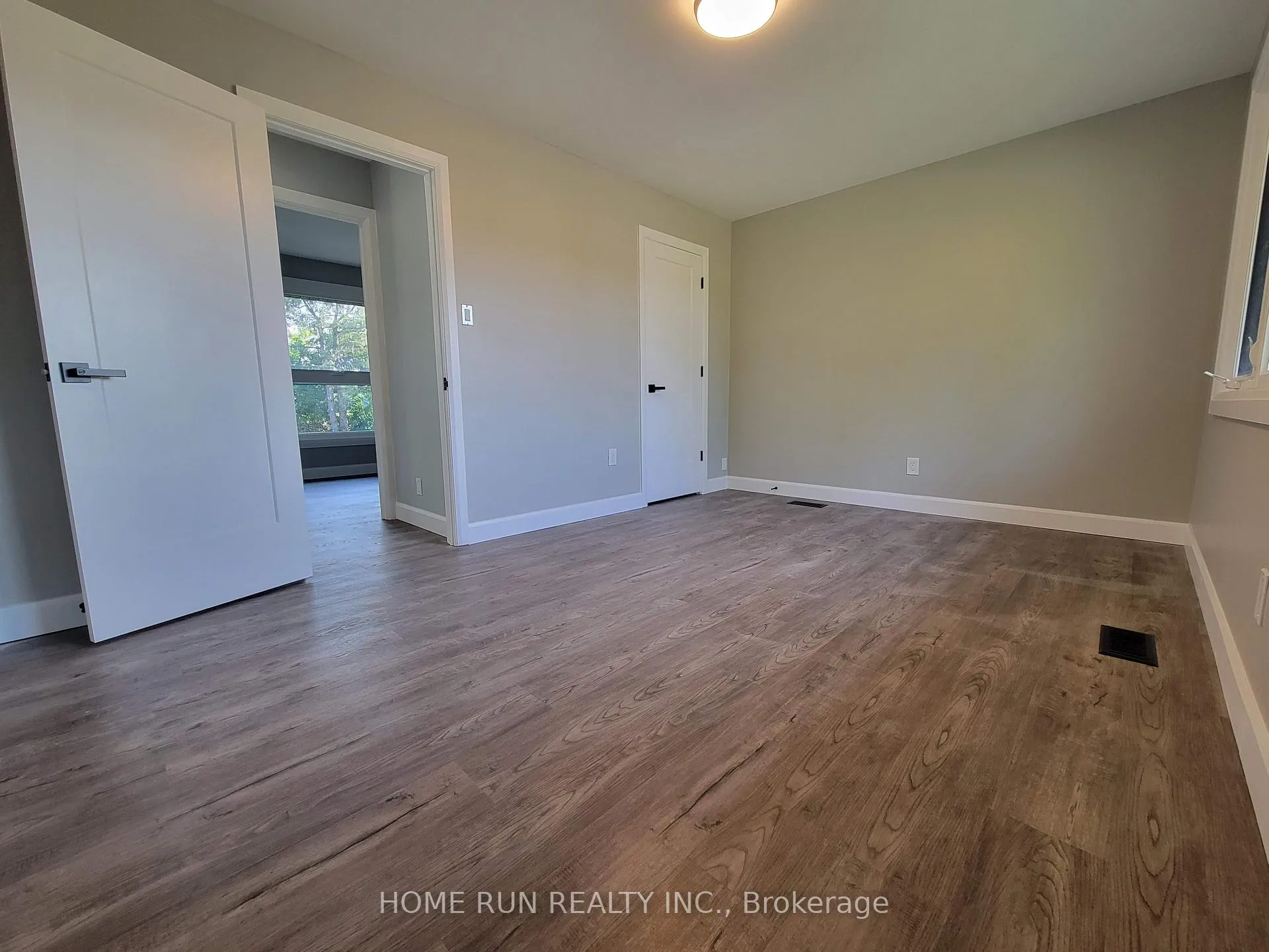 Photo 69 of 1022 Wiseman Crescent, Ottawa, Riverside Park — HOMEH