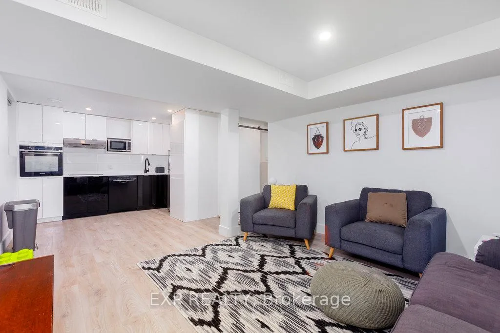 Photo 162 of 179 Mountbatten Avenue, Ottawa, Applewood Acres — HOMEH
